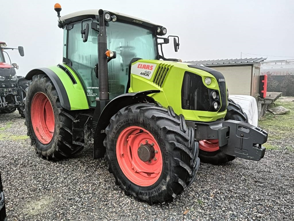 Claas Arion 440 - Máy cày: hình 3 Claas Arion 440 - Máy cày: hình 3