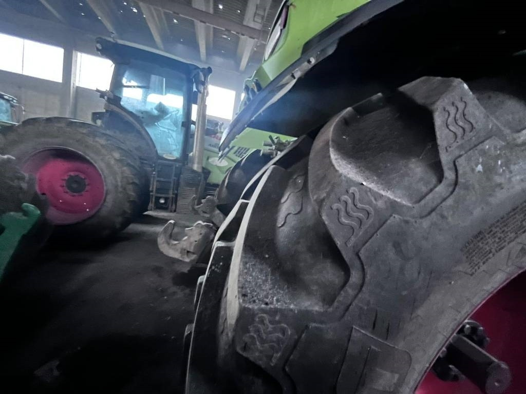 Claas Axion 950 Cmatic - Máy cày: hình 3 Claas Axion 950 Cmatic - Máy cày: hình 3