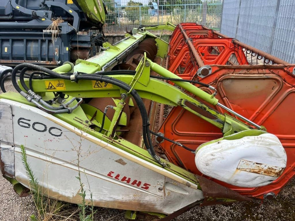 Claas C 600 - Đính kèm máy gặt: hình 3 Claas C 600 - Đính kèm máy gặt: hình 3
