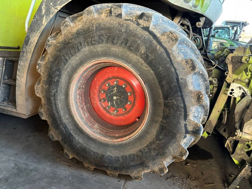Claas Jaguar 970 - Máy gặt đập thức ăn gia súc: hình 3 Claas Jaguar 970 - Máy gặt đập thức ăn gia súc: hình 3