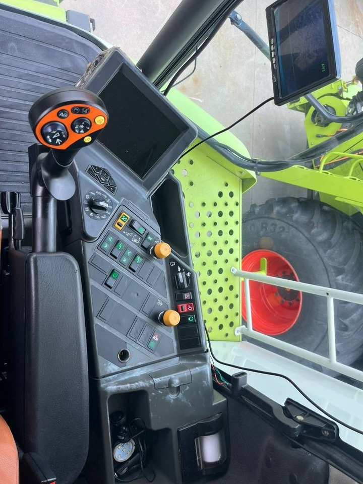 Claas Lexion 560 TT - Máy gặt đập: hình 2 Claas Lexion 560 TT - Máy gặt đập: hình 2