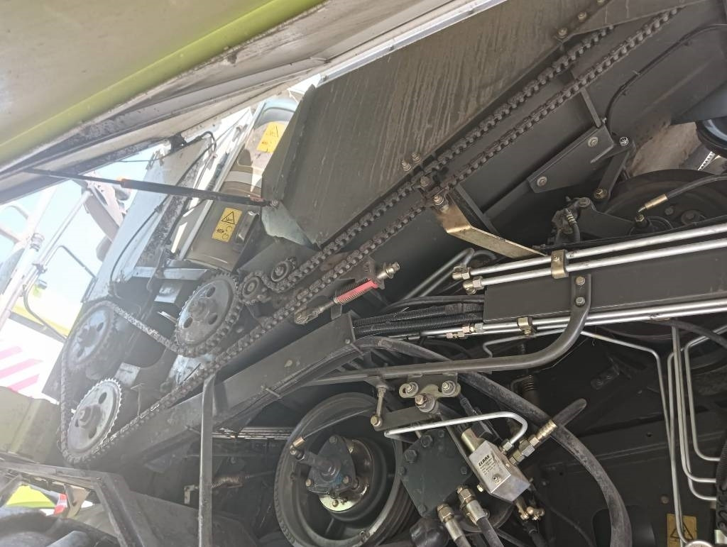 Máy gặt đập Claas Lexion 570: hình 13