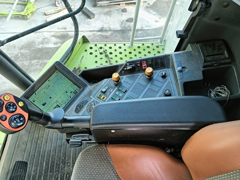 Claas Lexion 570 - Máy gặt đập: hình 5 Claas Lexion 570 - Máy gặt đập: hình 5