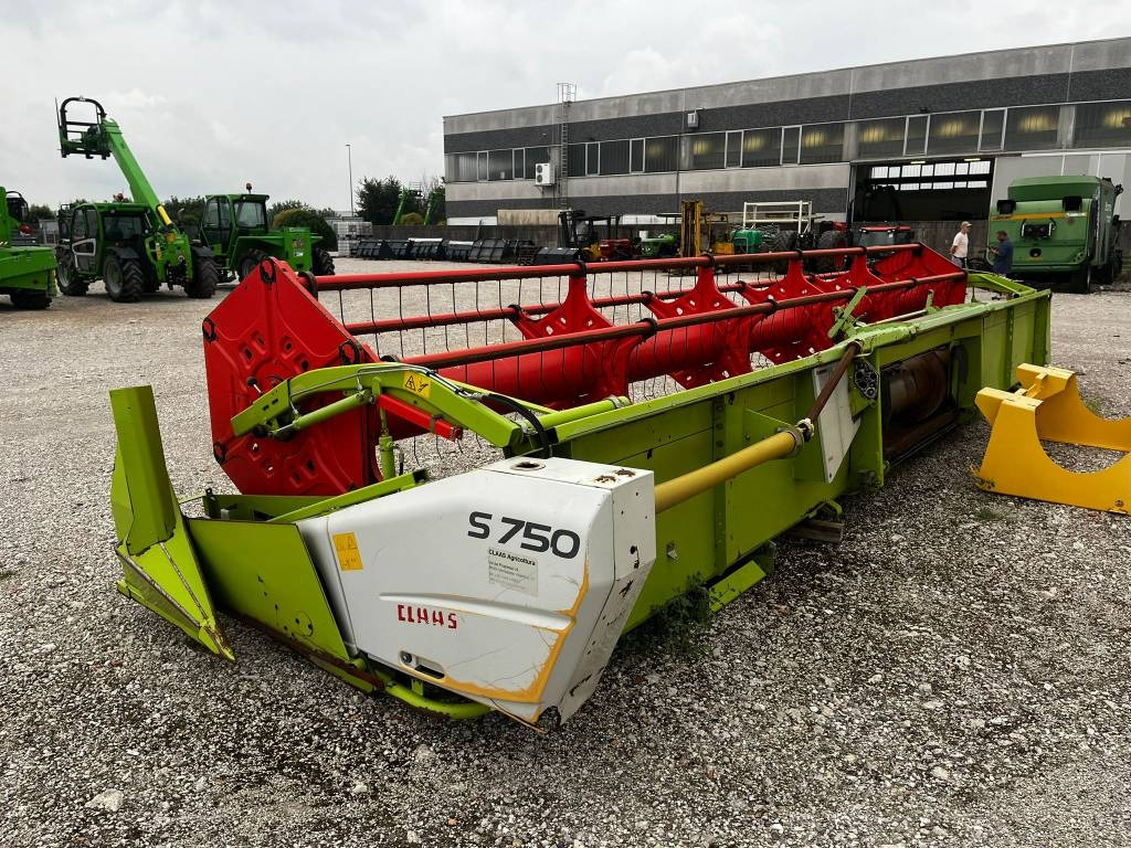 Claas S 750 - Đính kèm máy gặt: hình 1 Claas S 750 - Đính kèm máy gặt: hình 1