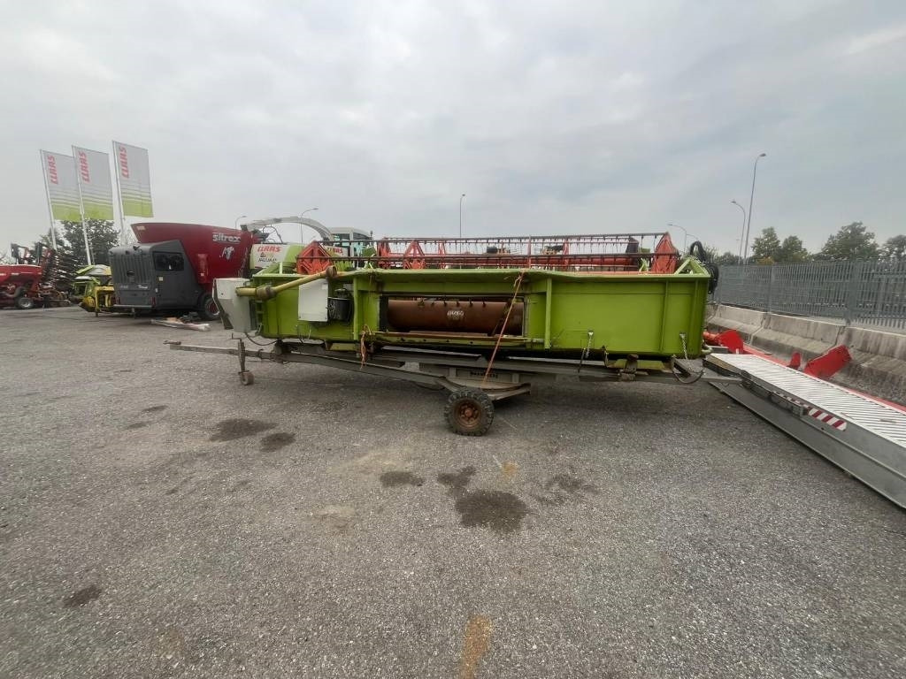 Claas SOIA 510 - Đính kèm máy gặt: hình 3 Claas SOIA 510 - Đính kèm máy gặt: hình 3