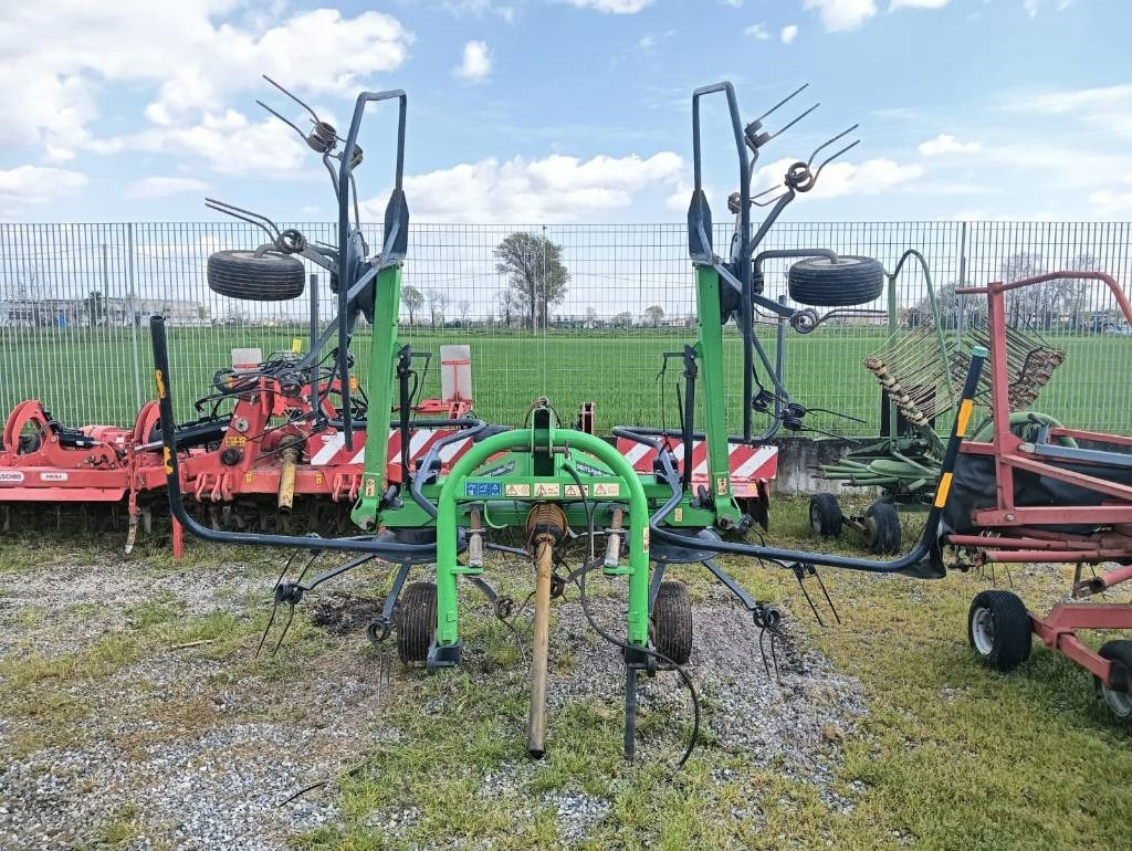 Deutz-fahr 5521 - Máy gói kiện: hình 1 Deutz-fahr 5521 - Máy gói kiện: hình 1