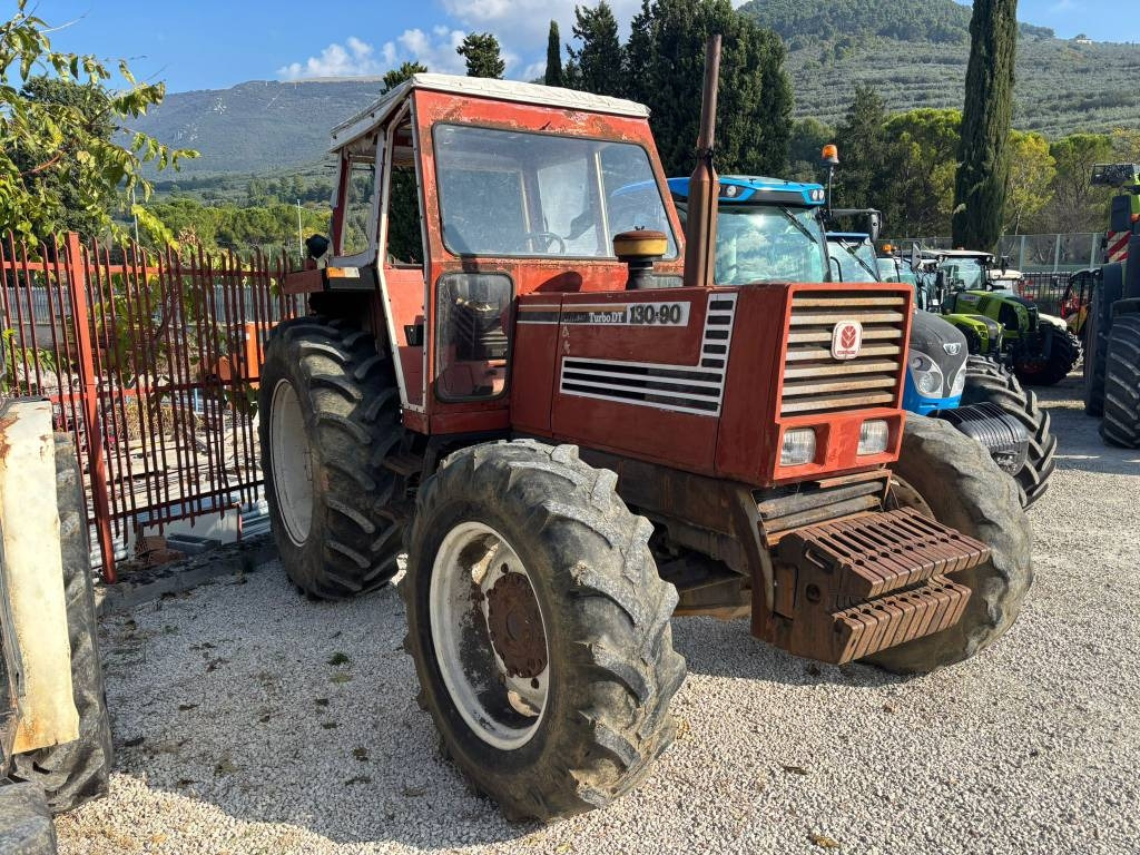 Fiatagri 130/90 DT - Máy cày: hình 1 Fiatagri 130/90 DT - Máy cày: hình 1