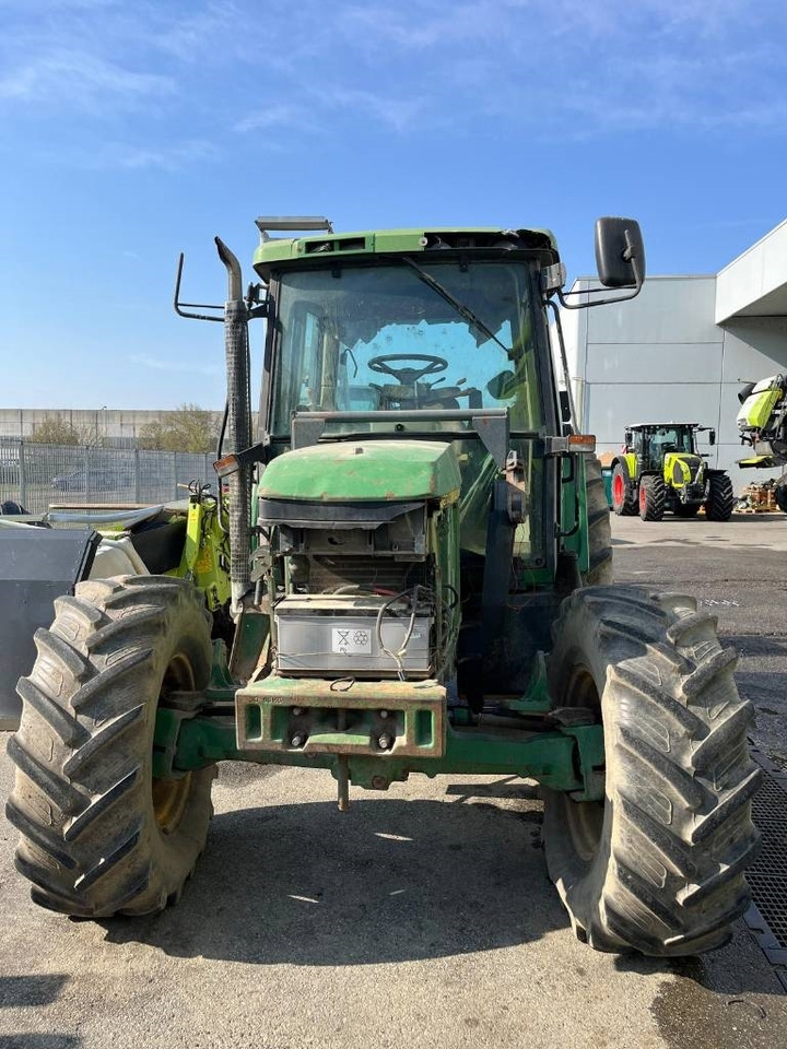 John Deere 6310 - Máy cày: hình 2 John Deere 6310 - Máy cày: hình 2