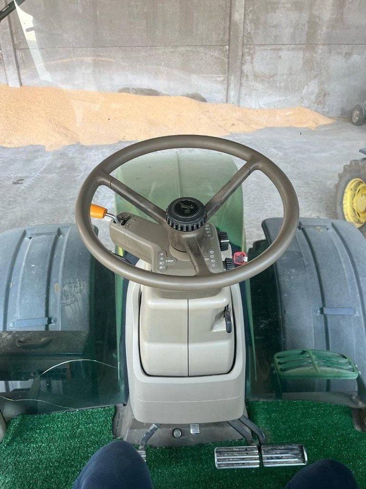 John Deere 7230 R - Máy cày: hình 5 John Deere 7230 R - Máy cày: hình 5