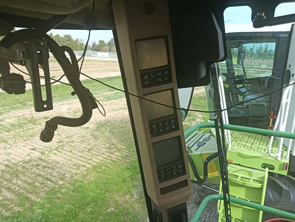 John Deere 7780 i ProDrive - Máy gặt đập thức ăn gia súc: hình 2 John Deere 7780 i ProDrive - Máy gặt đập thức ăn gia súc: hình 2