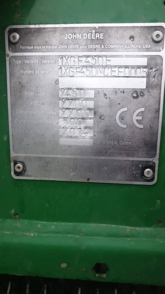 John Deere F 450 - Máy đóng kiện tròn: hình 4 John Deere F 450 - Máy đóng kiện tròn: hình 4