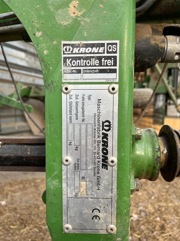 Krone KWT 882 - Dàn trải/ Cào: hình 4 Krone KWT 882 - Dàn trải/ Cào: hình 4