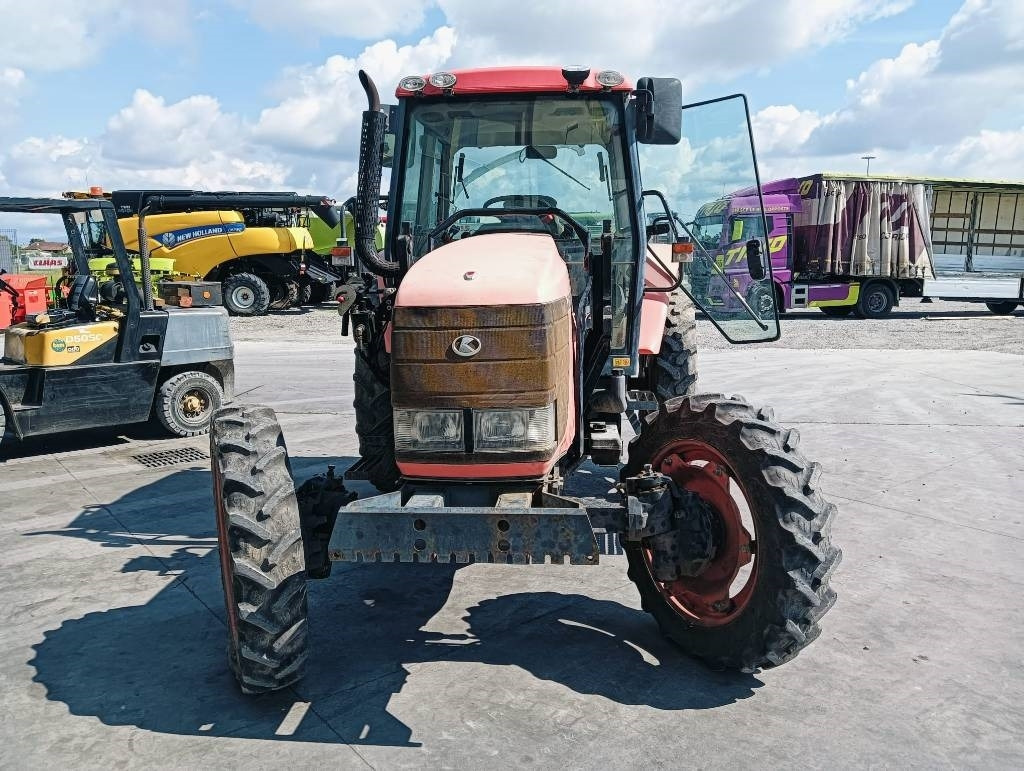 Kubota M 128 X - Máy cày: hình 2 Kubota M 128 X - Máy cày: hình 2