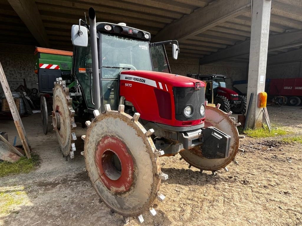 Massey Ferguson 5470 - Máy cày: hình 1 Massey Ferguson 5470 - Máy cày: hình 1
