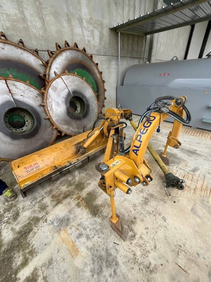 Alpego TRILAT TL 33-200 AM AMMOR - Máy móc nông nghiệp: hình 1 Alpego TRILAT TL 33-200 AM AMMOR - Máy móc nông nghiệp: hình 1