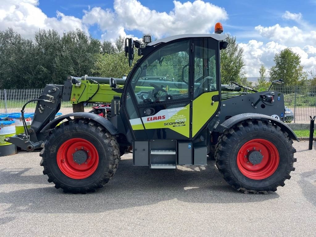 Claas Scorpion 1033 - Máy móc nông nghiệp: hình 5 Claas Scorpion 1033 - Máy móc nông nghiệp: hình 5