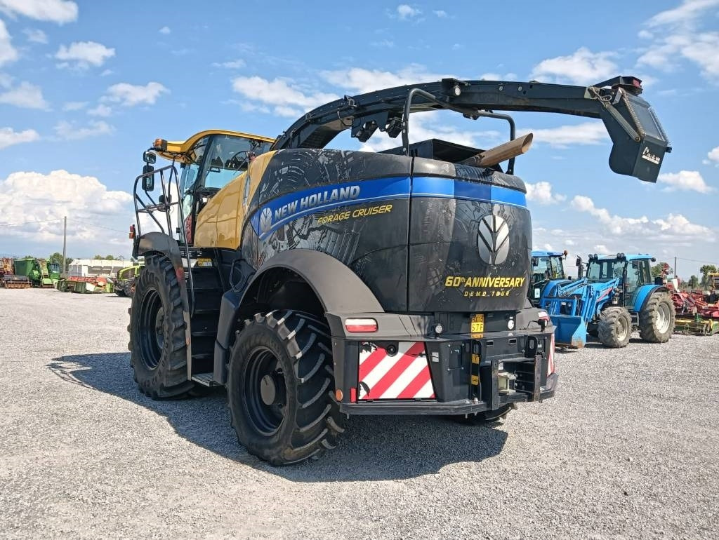 New Holland FR 650 - Máy gặt đập thức ăn gia súc: hình 5 New Holland FR 650 - Máy gặt đập thức ăn gia súc: hình 5