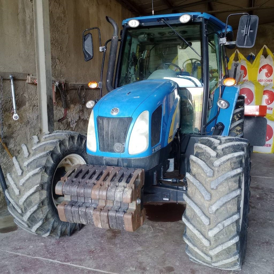 New Holland T 5050 - Máy cày: hình 2 New Holland T 5050 - Máy cày: hình 2