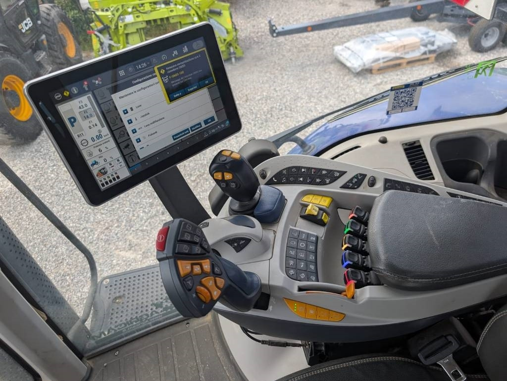 New Holland T 8.380 - Máy cày: hình 4 New Holland T 8.380 - Máy cày: hình 4