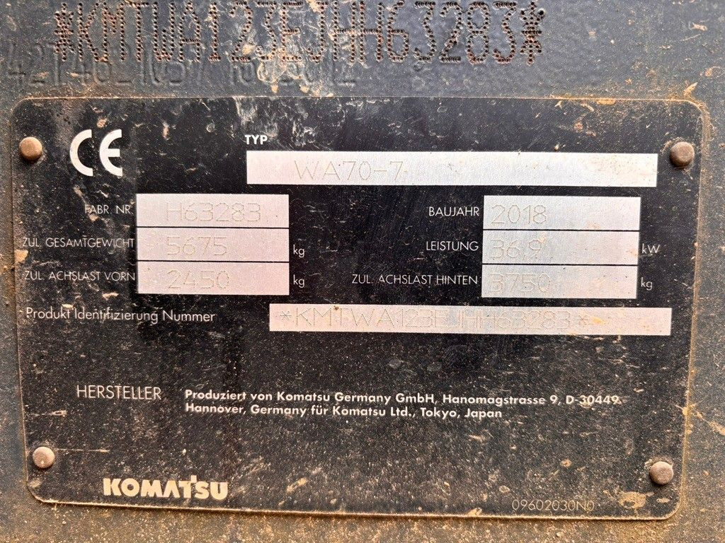 Komatsu WA70-7 - Máy xúc lật bánh lốp: hình 5 Komatsu WA70-7 - Máy xúc lật bánh lốp: hình 5