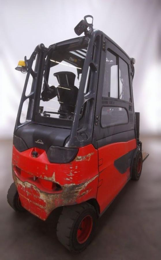 Fenwick E30 HL01-600 fenwick - Xe nâng điện: hình 2 Fenwick E30 HL01-600 fenwick - Xe nâng điện: hình 2