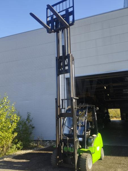 Hangcha XC35i Chariot élévateur fenwick 3,5 t lithium électrique - Xe nâng điện: hình 3 Hangcha XC35i Chariot élévateur fenwick 3,5 t lithium électrique - Xe nâng điện: hình 3