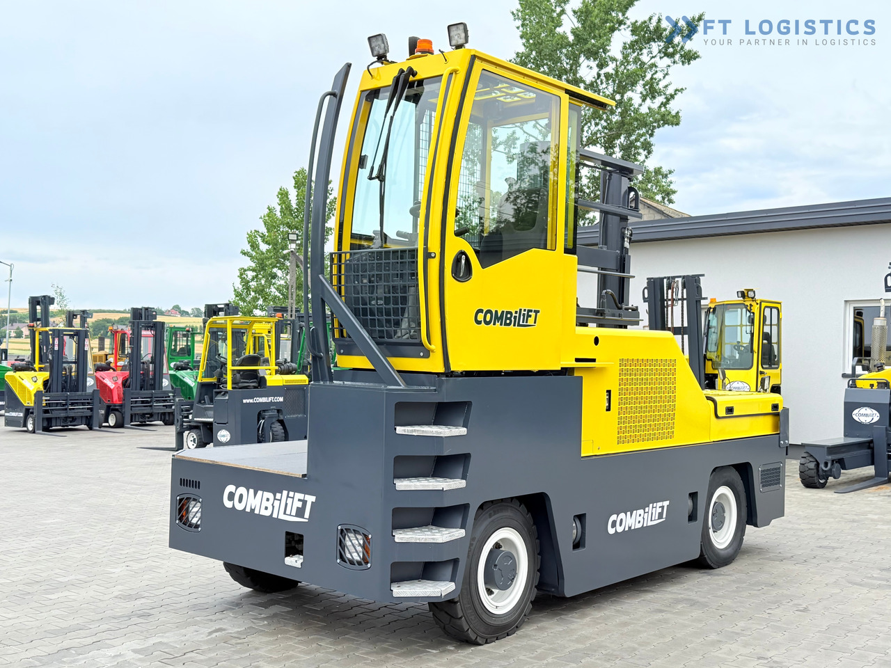 COMBILIFT C6000FSL / DIESEL / DUPLEX - 4100MM / 1400MM FORKS / SIDE LOADER / 6000KG CAPACITY / FREE LIFT / DEUTZ ENGINE / EXCELLENT CONDITION - Máy chất hàng bên: hình 2 COMBILIFT C6000FSL / DIESEL / DUPLEX - 4100MM / 1400MM FORKS / SIDE LOADER / 6000KG CAPACITY / FREE LIFT / DEUTZ ENGINE / EXCELLENT CONDITION - Máy chất hàng bên: hình 2