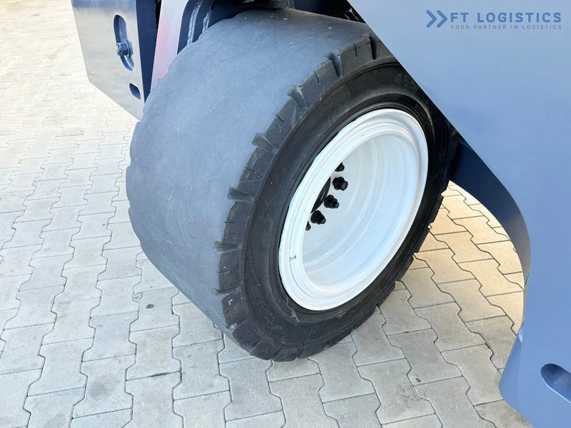 Xe tải tiếp cận 4 hướng Combilift C14000 / LPG GAS / DUPLEX 3600MM / FREE LIFT / FORK POSITIONER / 1500MM FORKS / LIKE NEW C14000 / LPG GAS / DUPLEX 3600MM / FREE: hình 7 Xe tải tiếp cận 4 hướng Combilift C14000 / LPG GAS / DUPLEX 3600MM / FREE LIFT / FORK POSITIONER / 1500MM FORKS / LIKE NEW C14000 / LPG GAS / DUPLEX 3600MM / FREE: hình 7