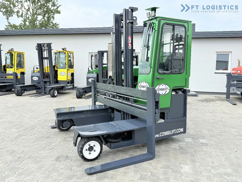Combilift C3000 / DIESEL / DUPLEX - 4000MM / WIDE FORK POSITIONER 2700MM / FULL HEATED CABIN / ONLY 6905H / CONDITION - LIKE NEW! C3000 / - Xe tải tiếp cận 4 hướng: hình 2 Combilift C3000 / DIESEL / DUPLEX - 4000MM / WIDE FORK POSITIONER 2700MM / FULL HEATED CABIN / ONLY 6905H / CONDITION - LIKE NEW! C3000 / - Xe tải tiếp cận 4 hướng: hình 2