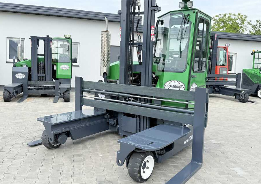 Combilift C3000 / DIESEL / DUPLEX 4000MM / WIDE FORK POSITIONER / FULL CABIN - Xe tải tiếp cận 4 hướng: hình 3 Combilift C3000 / DIESEL / DUPLEX 4000MM / WIDE FORK POSITIONER / FULL CABIN - Xe tải tiếp cận 4 hướng: hình 3