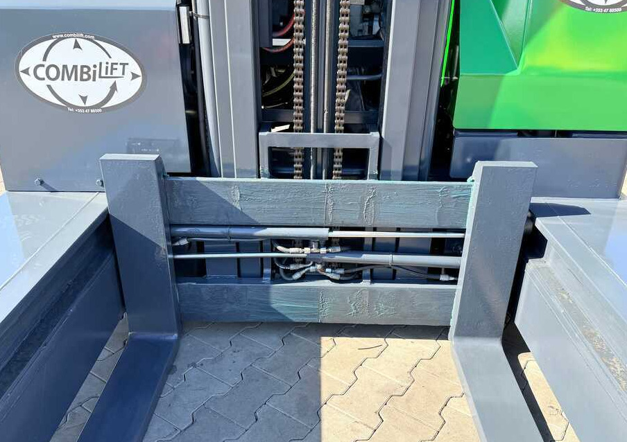 Combilift C3000 / DIESEL / DUPLEX - 4100MM / FREE-LIFT / CABIN / LIKE-NEW - Xe tải tiếp cận 4 hướng: hình 4 Combilift C3000 / DIESEL / DUPLEX - 4100MM / FREE-LIFT / CABIN / LIKE-NEW - Xe tải tiếp cận 4 hướng: hình 4