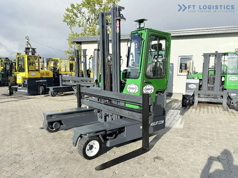 Combilift C3000 / DIESEL / DUPLEX 4200MM / FREE LIFT / WIDE FORK POSITIONER / FULL CABIN / EXCELLENT CONDITION / Wide range of four-way an - Xe tải tiếp cận 4 hướng: hình 1 Combilift C3000 / DIESEL / DUPLEX 4200MM / FREE LIFT / WIDE FORK POSITIONER / FULL CABIN / EXCELLENT CONDITION / Wide range of four-way an - Xe tải tiếp cận 4 hướng: hình 1