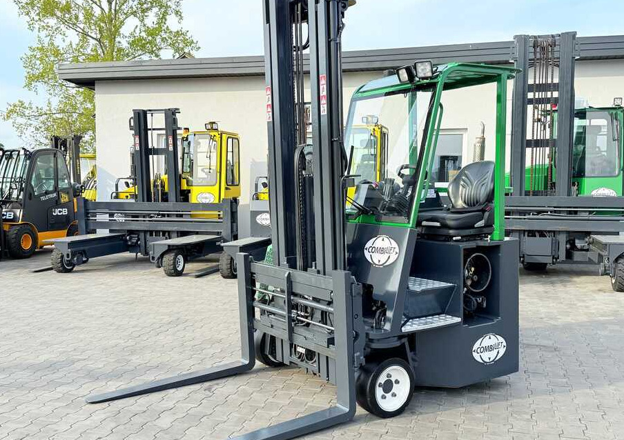 Combilift C3000CB / LPG / TRIPLEX – 6500MM / FREE LIFT / FORK POSITIONER / SIDE SHIFT / EXCELLENT CONDITION - Xe tải tiếp cận 4 hướng: hình 2 Combilift C3000CB / LPG / TRIPLEX – 6500MM / FREE LIFT / FORK POSITIONER / SIDE SHIFT / EXCELLENT CONDITION - Xe tải tiếp cận 4 hướng: hình 2