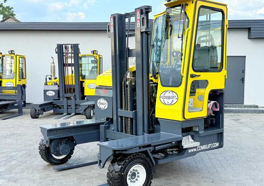 Combilift C3000XL / DUPLEX - 3200MM / FREE LIFT / XL CABIN / SIDESHIFT / ONLY 3087 HOURS / LIKE NEW - Xe tải tiếp cận 4 hướng: hình 1 Combilift C3000XL / DUPLEX - 3200MM / FREE LIFT / XL CABIN / SIDESHIFT / ONLY 3087 HOURS / LIKE NEW - Xe tải tiếp cận 4 hướng: hình 1