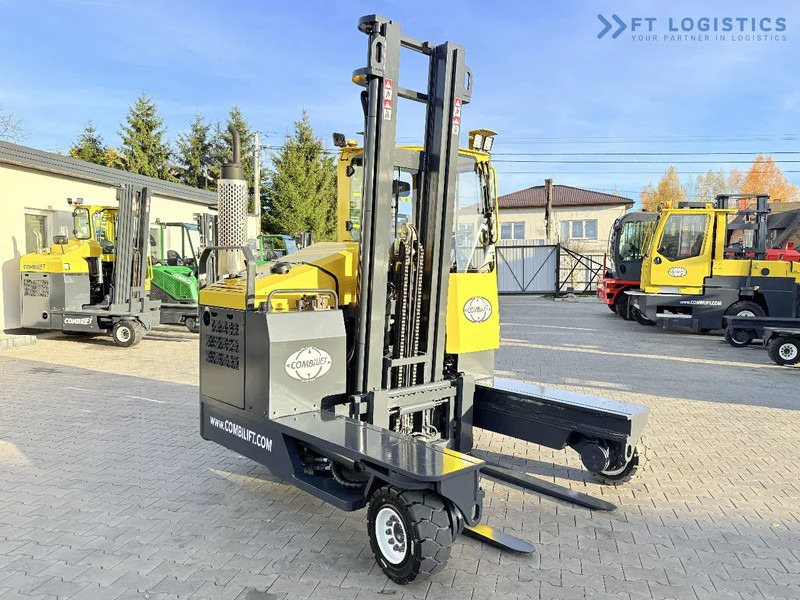 Combilift C4000 – LPG – DUPLEX 4600mm – FREE LIFT – SIDE SHIFT – EXCELLENT CONDITION Wide selection of four-way and side-loading forklifts - Xe tải tiếp cận 4 hướng: hình 4 Combilift C4000 – LPG – DUPLEX 4600mm – FREE LIFT – SIDE SHIFT – EXCELLENT CONDITION Wide selection of four-way and side-loading forklifts - Xe tải tiếp cận 4 hướng: hình 4