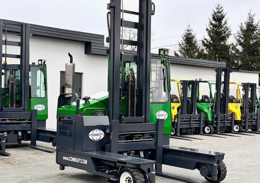 Combilift C4000 / LPG / DUPLEX / LIFTING HEIGHT 550CM / FREE LIFT / LIKE NEW - Xe tải tiếp cận 4 hướng: hình 3 Combilift C4000 / LPG / DUPLEX / LIFTING HEIGHT 550CM / FREE LIFT / LIKE NEW - Xe tải tiếp cận 4 hướng: hình 3