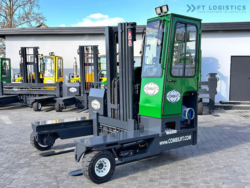 Combilift C4000 / TRIPLEX / 4900MM / LPG / FREE LIFT / FORK SHIFT / LIKE NEW C4000 / TRIPLEX / 4900MM / LPG / FREE LIFT / FORK SHIFT / LIK - Xe tải tiếp cận 4 hướng: hình 1 Combilift C4000 / TRIPLEX / 4900MM / LPG / FREE LIFT / FORK SHIFT / LIKE NEW C4000 / TRIPLEX / 4900MM / LPG / FREE LIFT / FORK SHIFT / LIK - Xe tải tiếp cận 4 hướng: hình 1
