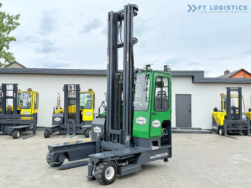 Combilift C4000 / TRIPLEX / 9300MM / FREE LIFT / POSITIONER / GAS / CABIN C4000 / TRIPLEX / 9300MM / FREE LIFT / POSITIONER / GAS / CABIN - Xe tải tiếp cận 4 hướng: hình 2 Combilift C4000 / TRIPLEX / 9300MM / FREE LIFT / POSITIONER / GAS / CABIN C4000 / TRIPLEX / 9300MM / FREE LIFT / POSITIONER / GAS / CABIN - Xe tải tiếp cận 4 hướng: hình 2