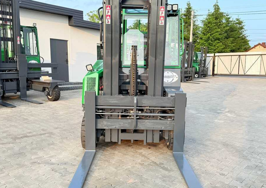 Combilift C4000CB / TRIPLEX - 5200MM / LPG / FREE LIFT / FORK POSITIONER / FORK SIDESHIFT / HEIGHT 2450MM / LIKE NEW - Xe tải tiếp cận 4 hướng: hình 3 Combilift C4000CB / TRIPLEX - 5200MM / LPG / FREE LIFT / FORK POSITIONER / FORK SIDESHIFT / HEIGHT 2450MM / LIKE NEW - Xe tải tiếp cận 4 hướng: hình 3