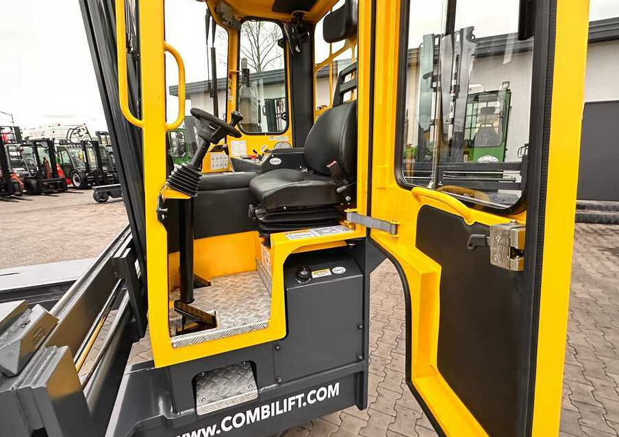 Cho thuê  Combilift C4500 / DUPLEX / 4050MM / DIESEL / WIDE POSITIONER / FREE LIFT / SIDESHIFT / LIKE NEW Combilift C4500 / DUPLEX / 4050MM / DIESEL / WIDE POSITIONER / FREE LIFT / SIDESHIFT / LIKE NEW: hình 13