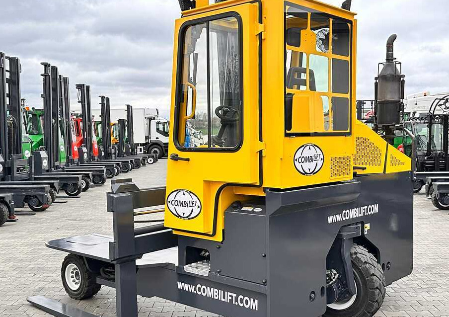 Cho thuê  Combilift C4500 / DUPLEX / 4050MM / DIESEL / WIDE POSITIONER / FREE LIFT / SIDESHIFT / LIKE NEW Combilift C4500 / DUPLEX / 4050MM / DIESEL / WIDE POSITIONER / FREE LIFT / SIDESHIFT / LIKE NEW: hình 10