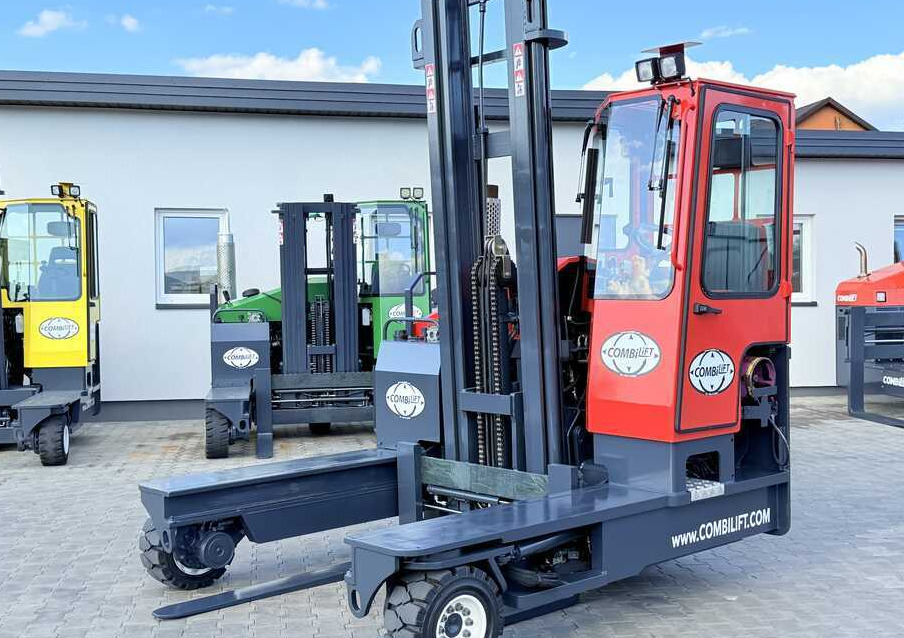 Combilift C4500 / LPG / DUPLEX - 4500MM / FORK POSITIONER / FREE LIFT / FULL CABIN / ONLY 6,178 HOURS / CONDITION – LIKE NEW! - Xe tải tiếp cận 4 hướng: hình 3 Combilift C4500 / LPG / DUPLEX - 4500MM / FORK POSITIONER / FREE LIFT / FULL CABIN / ONLY 6,178 HOURS / CONDITION – LIKE NEW! - Xe tải tiếp cận 4 hướng: hình 3