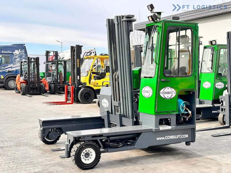 Combilift C4500 / LPG / TRIPLEX / 5500MM / FREE LIFT / HYDRAULIC FORK SHIFT / Like New C4500 / LPG / TRIPLEX / 5500MM / FREE LIFT / HYDRAU - Xe tải tiếp cận 4 hướng: hình 2 Combilift C4500 / LPG / TRIPLEX / 5500MM / FREE LIFT / HYDRAULIC FORK SHIFT / Like New C4500 / LPG / TRIPLEX / 5500MM / FREE LIFT / HYDRAU - Xe tải tiếp cận 4 hướng: hình 2