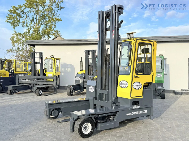 Combilift C5000 / DIESEL / TRIPLEX 7600MM / FULL FREE LIFT / FORK POSITIONER / HEATING / FULL HEATED CABIN / EXCELLENT CONDITION / Wide ra - Xe tải tiếp cận 4 hướng: hình 1 Combilift C5000 / DIESEL / TRIPLEX 7600MM / FULL FREE LIFT / FORK POSITIONER / HEATING / FULL HEATED CABIN / EXCELLENT CONDITION / Wide ra - Xe tải tiếp cận 4 hướng: hình 1