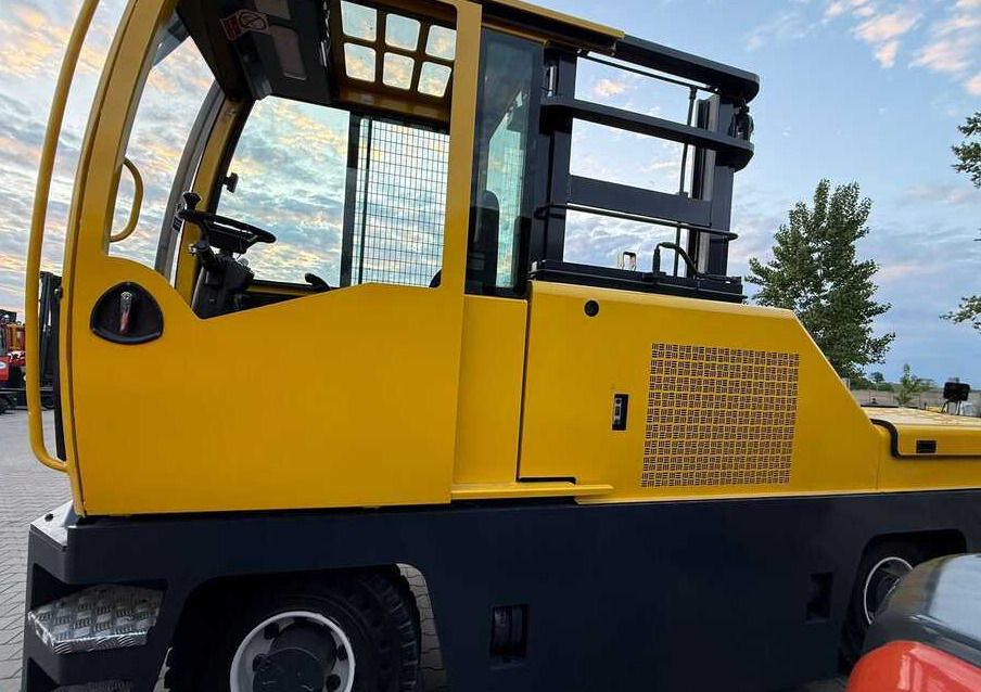 Combilift C5000FSL / 2018 / DIESEL / DUPLEX 4100 / FREE LIFT - Máy chất hàng bên: hình 2 Combilift C5000FSL / 2018 / DIESEL / DUPLEX 4100 / FREE LIFT - Máy chất hàng bên: hình 2
