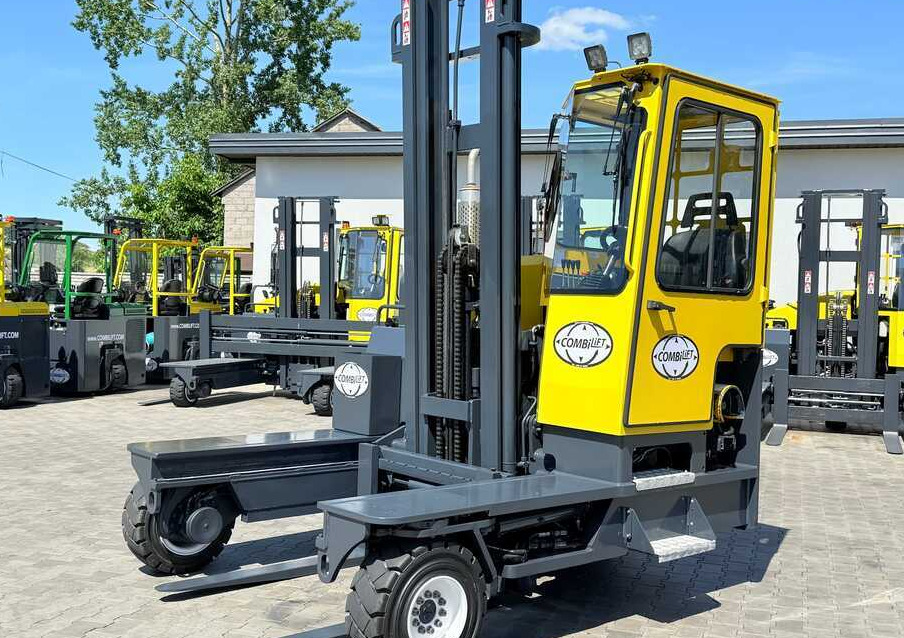 Combilift C5000XL / DUPLEX 4500MM / FREE-LIFT / POSITIONER / NEW TIRES / LIKE NEW - Xe tải tiếp cận 4 hướng: hình 3 Combilift C5000XL / DUPLEX 4500MM / FREE-LIFT / POSITIONER / NEW TIRES / LIKE NEW - Xe tải tiếp cận 4 hướng: hình 3