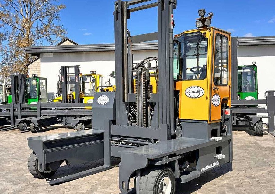 Combilift C9000 / GAS / DUPLEX / 4700MM / FREE LIFT / POSITIONER / FORK SIDE SHIFT / EXCELLENT CONDITION - Xe tải tiếp cận 4 hướng: hình 5 Combilift C9000 / GAS / DUPLEX / 4700MM / FREE LIFT / POSITIONER / FORK SIDE SHIFT / EXCELLENT CONDITION - Xe tải tiếp cận 4 hướng: hình 5