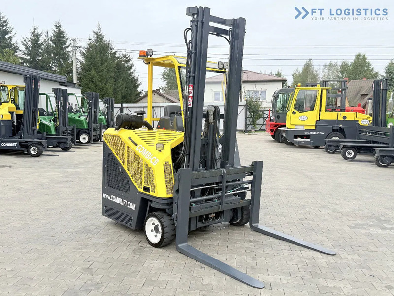 Combilift CB2500 / DUPLEX / 4100MM / DIESEL / FREE LIFT / FORK POSITIONER / SIDE SHIFT / LIKE NEW / Wide range of four-way and side loader - Xe tải tiếp cận 4 hướng: hình 4 Combilift CB2500 / DUPLEX / 4100MM / DIESEL / FREE LIFT / FORK POSITIONER / SIDE SHIFT / LIKE NEW / Wide range of four-way and side loader - Xe tải tiếp cận 4 hướng: hình 4