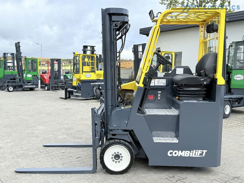 Combilift CB4000 / GAS / TRIPLEX 5200MM / FREE LIFT / FORK POSITIONER / SIDE SHIFT / EXCELLENT CONDITION / Wide range of four-way and side - Xe tải tiếp cận 4 hướng: hình 2 Combilift CB4000 / GAS / TRIPLEX 5200MM / FREE LIFT / FORK POSITIONER / SIDE SHIFT / EXCELLENT CONDITION / Wide range of four-way and side - Xe tải tiếp cận 4 hướng: hình 2