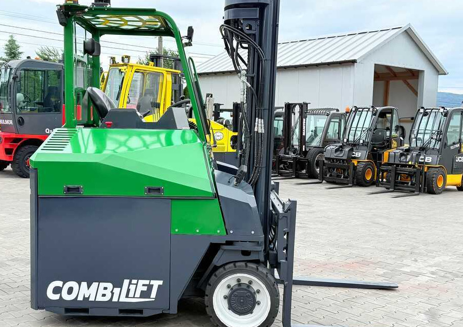 Combilift CBE4000 / TRIPLEX / 5200 / FREE-LIFT - Xe tải tiếp cận 4 hướng: hình 3 Combilift CBE4000 / TRIPLEX / 5200 / FREE-LIFT - Xe tải tiếp cận 4 hướng: hình 3